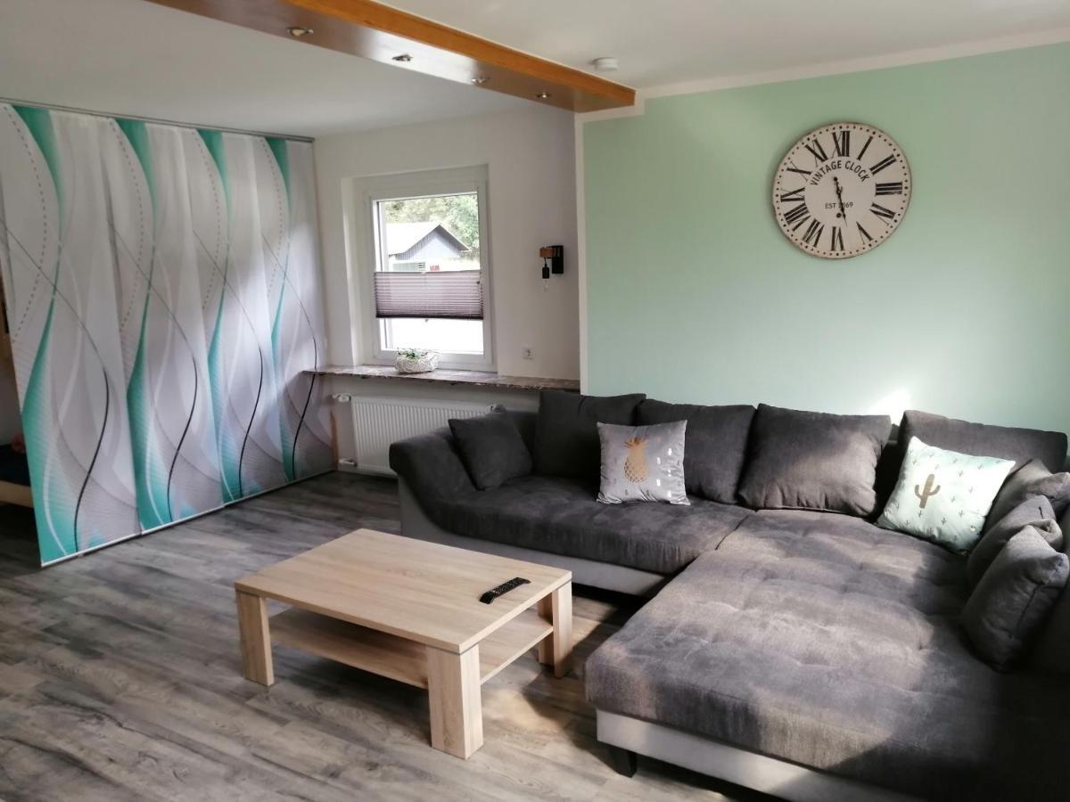 Apartment Am Felsen Zueschen وينتربرغ المظهر الخارجي الصورة